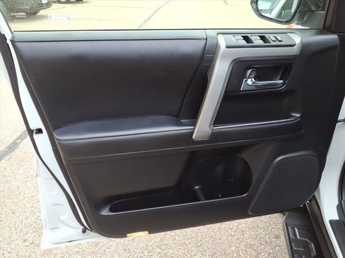 Used 2024 Toyota 4Runner SR5 image 13