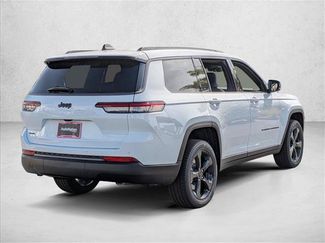 New 2026 Jeep Grand Cherokee L Limited w/ Limited Altitude Package AWD/4WD video 2