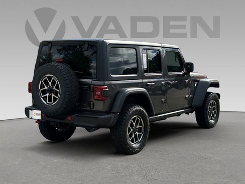 New 2026 Jeep Wrangler Unlimited Rubicon w/ Technology Group image 18