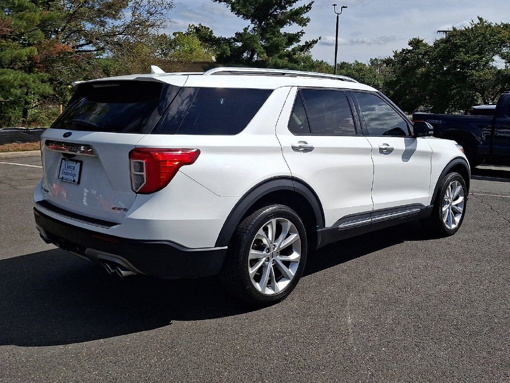 Used 2022 Ford Explorer Platinum w/ Equipment Group 601A AWD/4WD image 9