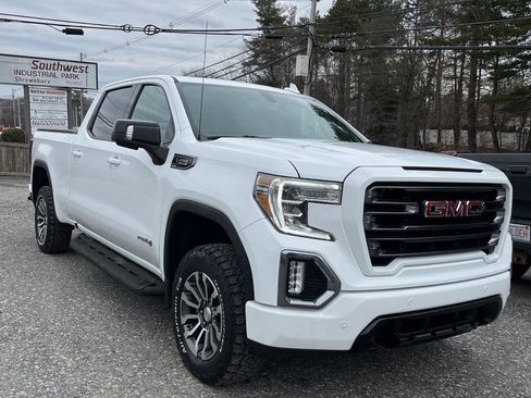 Used 2021 GMC Sierra 1500 AT4 w/ AT4 Preferred Package image 12