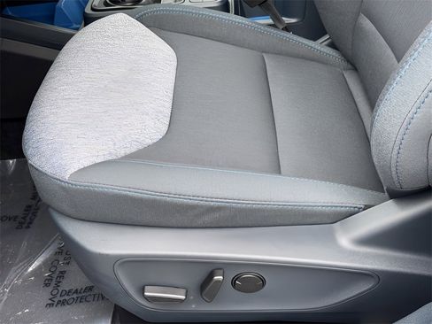 New 2025 Ford Maverick XLT w/ XLT Luxury Package image 25