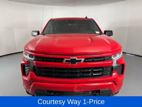 Used 2023 Chevrolet Silverado 1500 RST AWD/4WD image 4