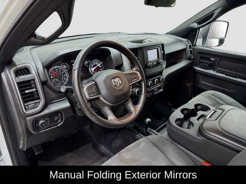 Used 2024 RAM 2500 Tradesman w/ Chrome Appearance Group image 19