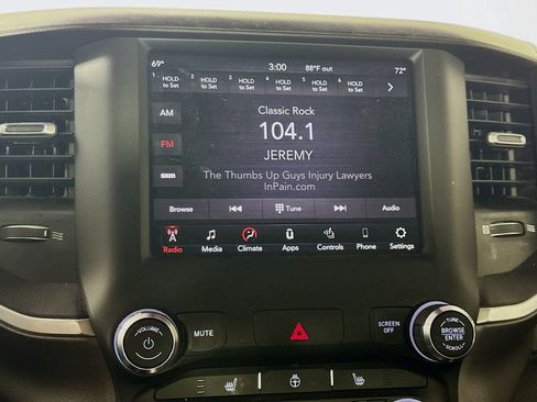Used 2019 RAM 1500 Big Horn AWD/4WD image 15