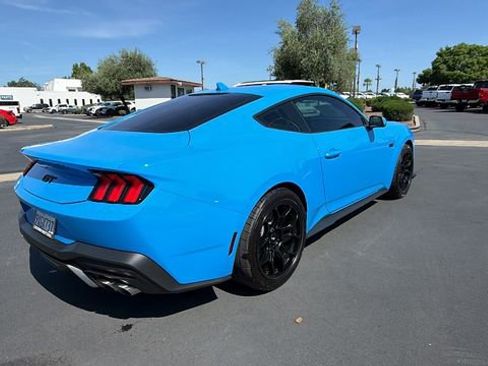 Used 2025 Ford Mustang GT RWD image 5