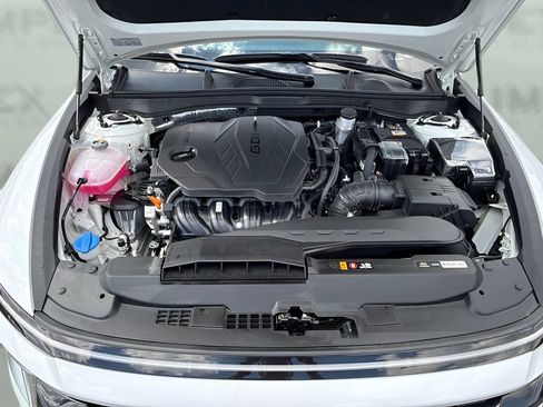 Used 2026 Hyundai Sonata SE FWD image 18