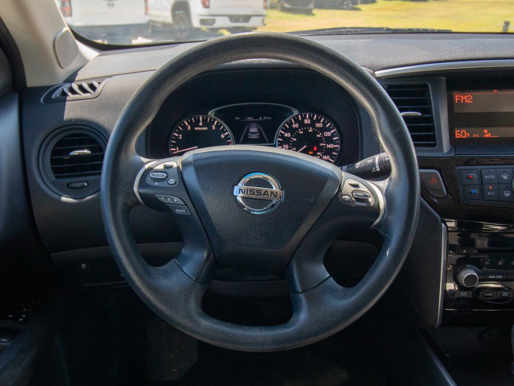 Used 2015 Nissan Pathfinder S FWD image 24