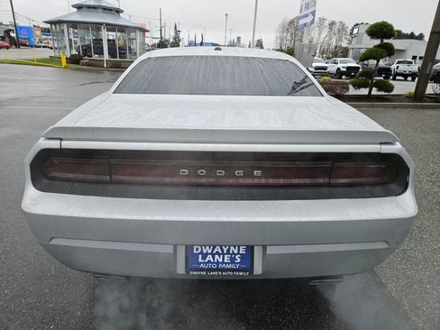 Used 2009 Dodge Challenger R/T image 4