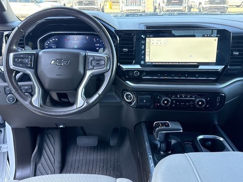 Used 2023 Chevrolet Silverado 1500 RST image 6