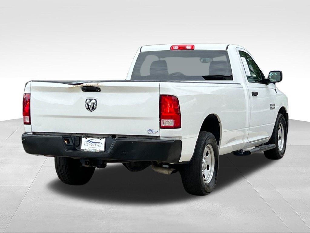 Used 2018 RAM 1500 Express RWD image 9