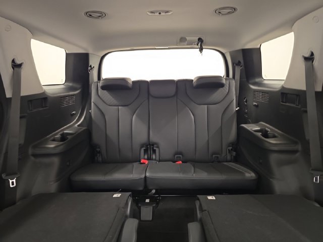 Used 2025 Hyundai Palisade SEL AWD/4WD image 22