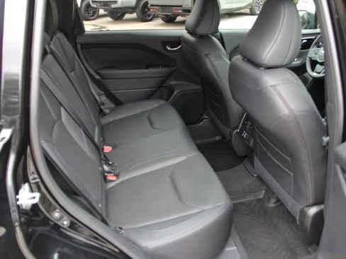Certified 2025 Subaru Forester Limited AWD/4WD image 36