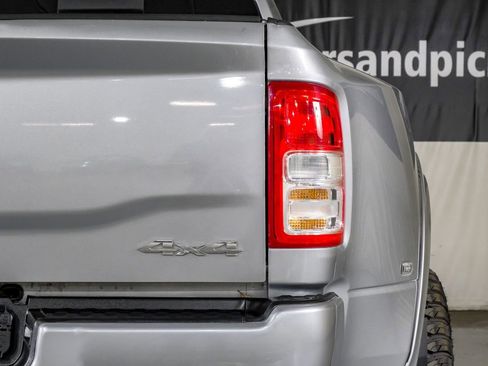 Used 2024 RAM 3500 Tradesman w/ Chrome Appearance Group image 41