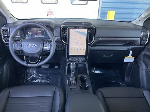 New 2025 Ford Ranger Lariat w/ FX4 Off-Road Package image 8