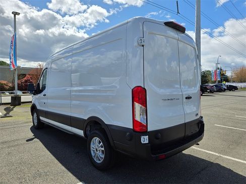New 2025 Ford Transit 250 148 Medium Roof image 7