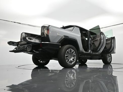 New 2025 GMC Hummer EV 3X AWD/4WD image 49