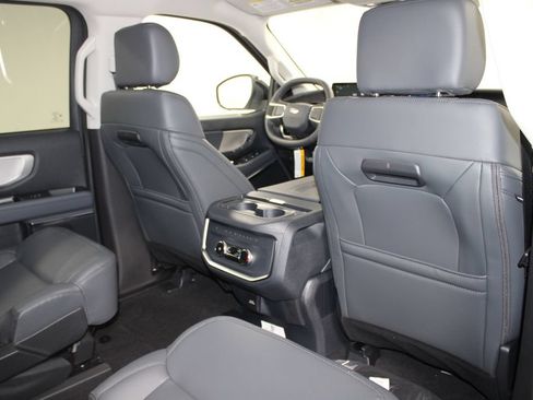 New 2026 Ford Expedition Active RWD image 35