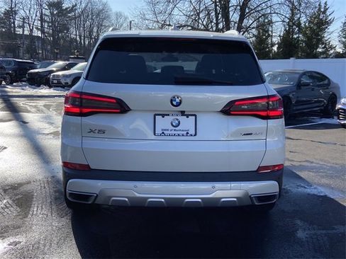 Certified 2022 BMW X5 xDrive40i w/ Parking Assistance Package image 6