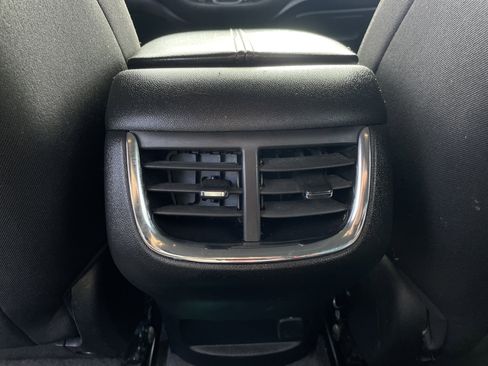 Certified 2024 Chevrolet Malibu LT image 18