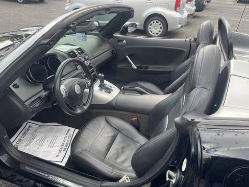 Used 2007 Saturn Sky Red Line RWD image 10