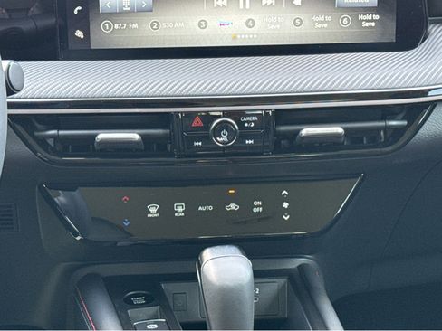 New 2026 Nissan Kicks SR FWD image 5