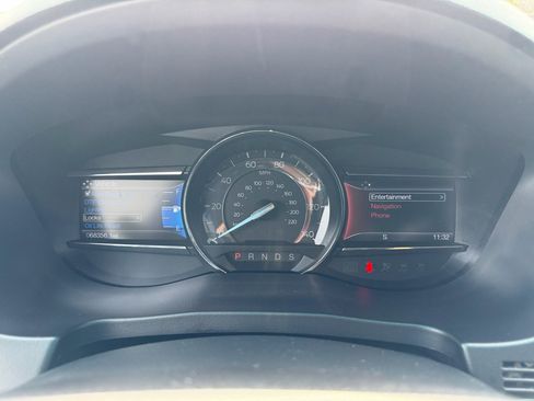 Used 2017 Ford Explorer XLT w/ Equipment Group 202A image 11