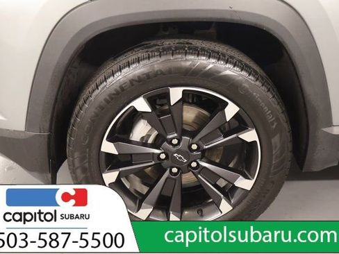 Used 2025 Chevrolet Equinox RS AWD/4WD image 8