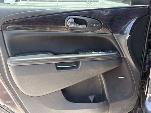 Used 2016 Buick Enclave Premium w/ Experience Buick Package FWD image 14