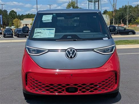 New 2025 Volkswagen ID. Buzz Pro S Plus image 9