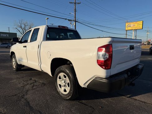 Used 2018 Toyota Tundra SR5 image 7