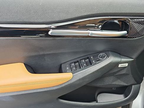 Used 2024 Kia Seltos SX w/ SX Sunroof Package image 13