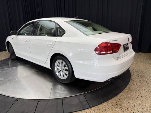 Used 2015 Volkswagen Passat 1.8T Wolfsburg Edition FWD image 3