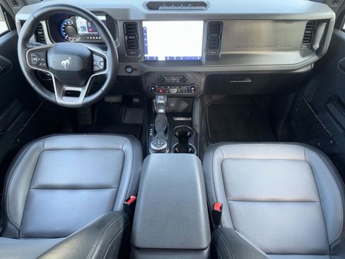 Used 2024 Ford Bronco Everglades image 7