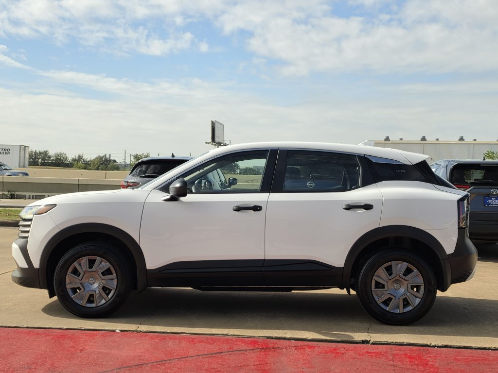 Used 2025 Nissan Kicks S FWD image 6
