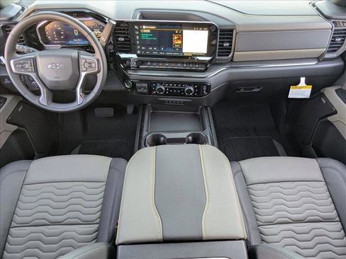 New 2026 Chevrolet Silverado 2500 ZR2 image 15