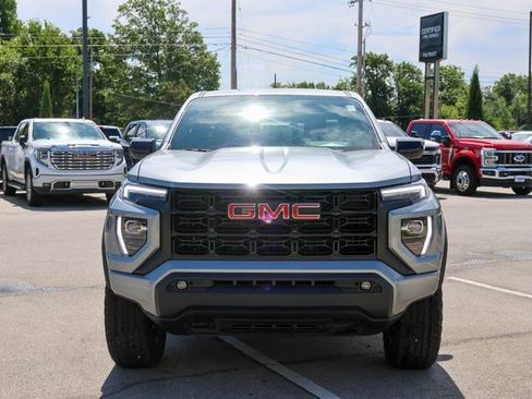 New 2025 GMC Canyon Elevation w/ Convenience Package image 2