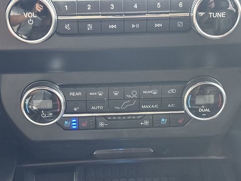 Used 2021 Ford Expedition Max King Ranch image 26