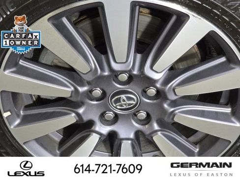 Used 2018 Toyota Sienna XLE w/ XLE Navigation Package image 14