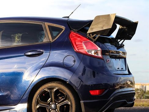 Used 2016 Ford Fiesta ST image 8