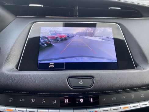 Certified 2023 Cadillac XT4 Luxury w/ Cold Weather Package image 23