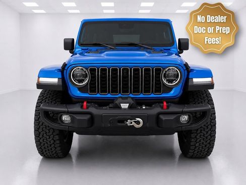 Used 2024 Jeep Wrangler Unlimited Rubicon AWD/4WD image 2