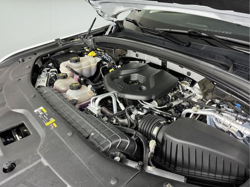 Used 2024 Jeep Grand Cherokee Trailhawk AWD/4WD image 19