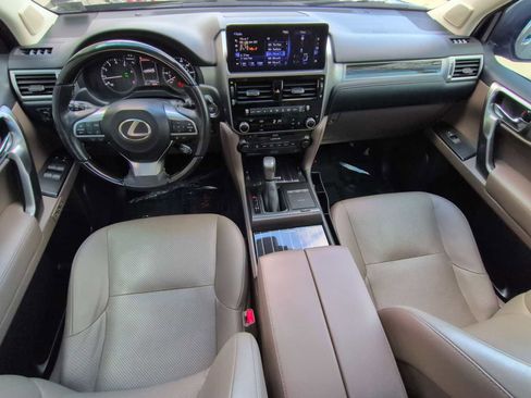 Used 2022 Lexus GX 460 Luxury w/ Sport Design Package image 16