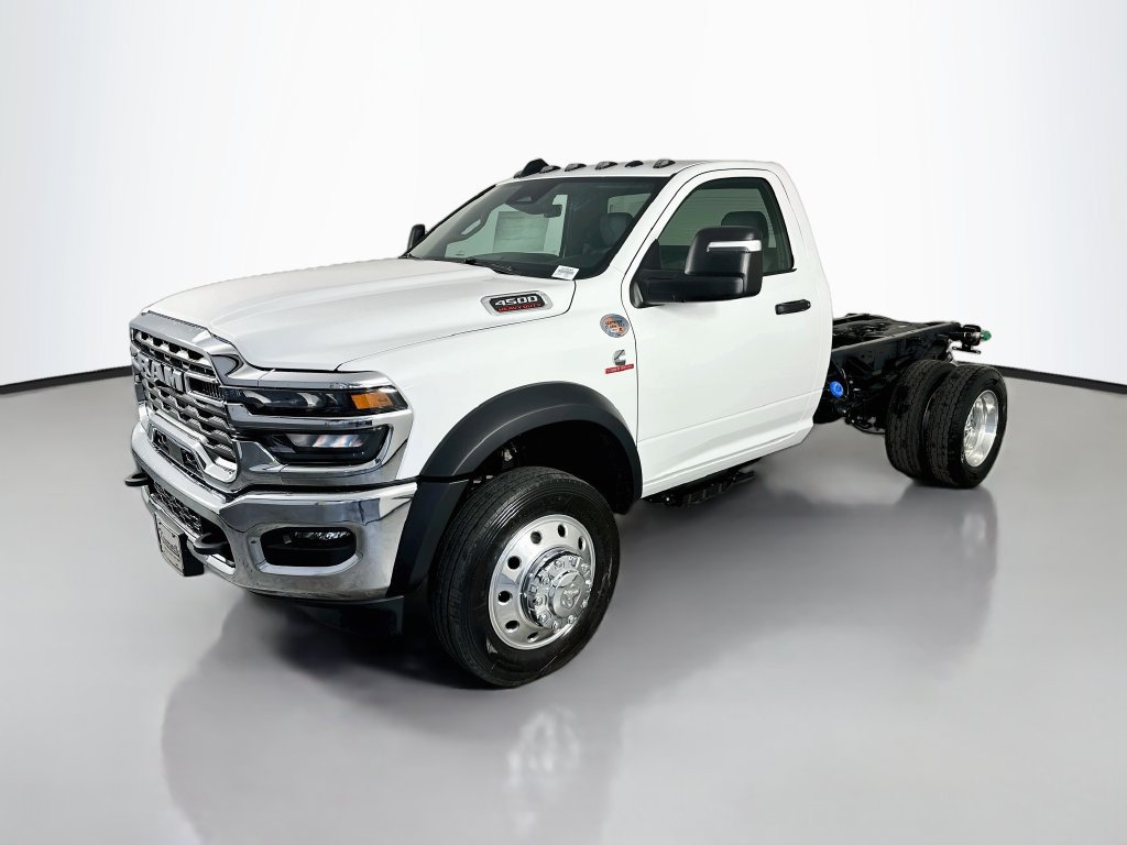 New 2027 RAM 4500 Tradesman w/ Chrome Appearance Group AWD/4WD image 3