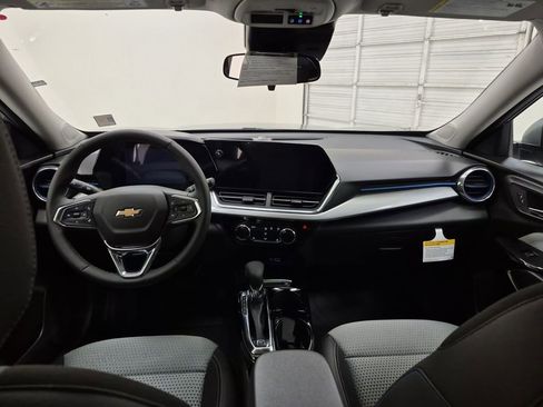 New 2026 Chevrolet Trax LT image 21