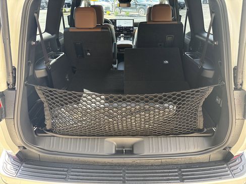 Certified 2025 Lexus GX 550 w/ Cold Area Package AWD/4WD image 33