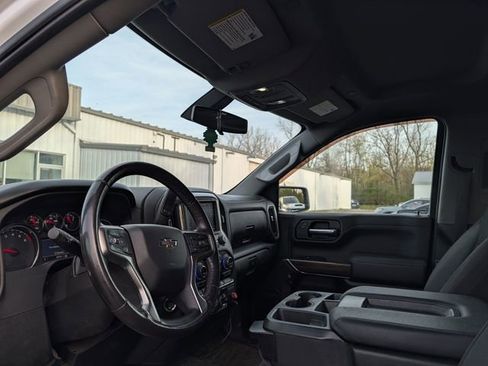 Used 2021 Chevrolet Silverado 1500 RST w/ Rally Edition AWD/4WD image 3