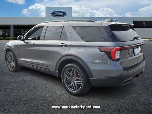 New 2026 Ford Explorer ST-Line w/ ST-Line Street Pack AWD/4WD image 3