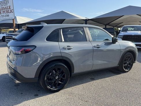 Used 2024 Honda HR-V Sport image 6